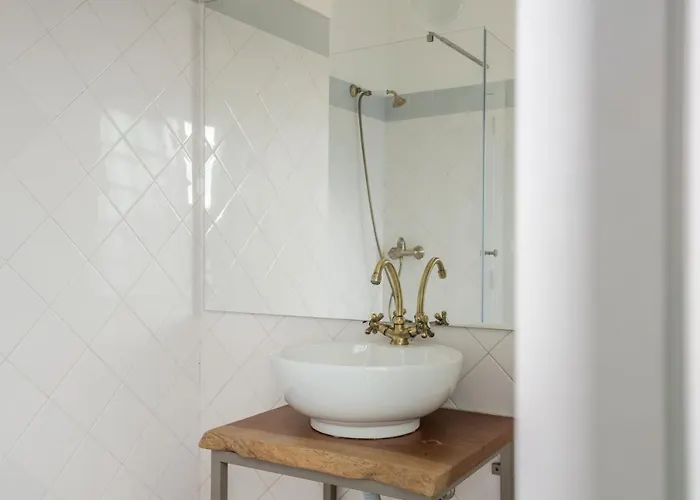 Sandhi House - Yoga & Wellness Pensionat Ericeira