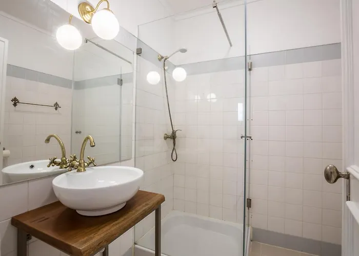 Sandhi House - Yoga & Wellness Pensionat Ericeira