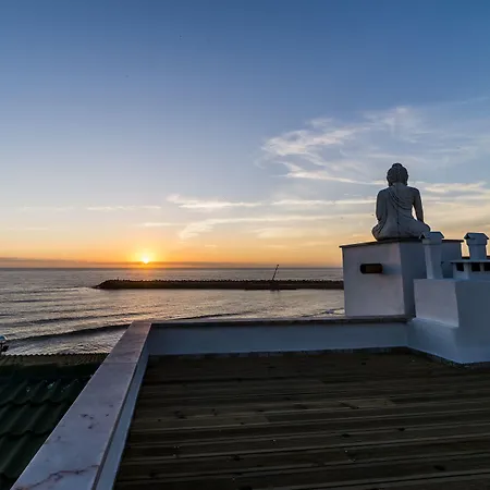 Gasthof Sandhi House - Yoga & Wellness Ericeira