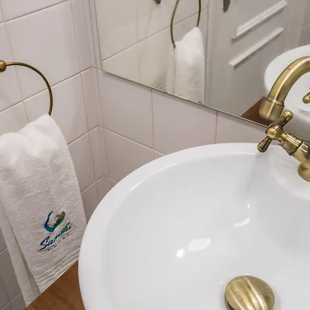 Sandhi House - Yoga & Wellness Gasthof Ericeira