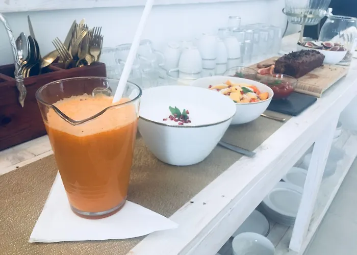 Sandhi House - Yoga & Wellness Ericeira