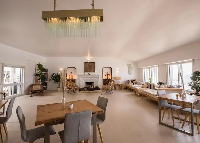 Sandhi House - Yoga & Wellness Ericeira